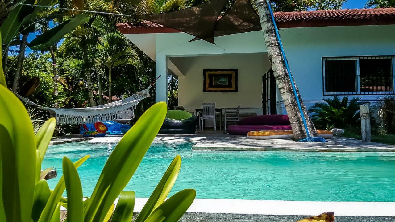 Villa Strelitzia キャバレテ エクステリア 写真
