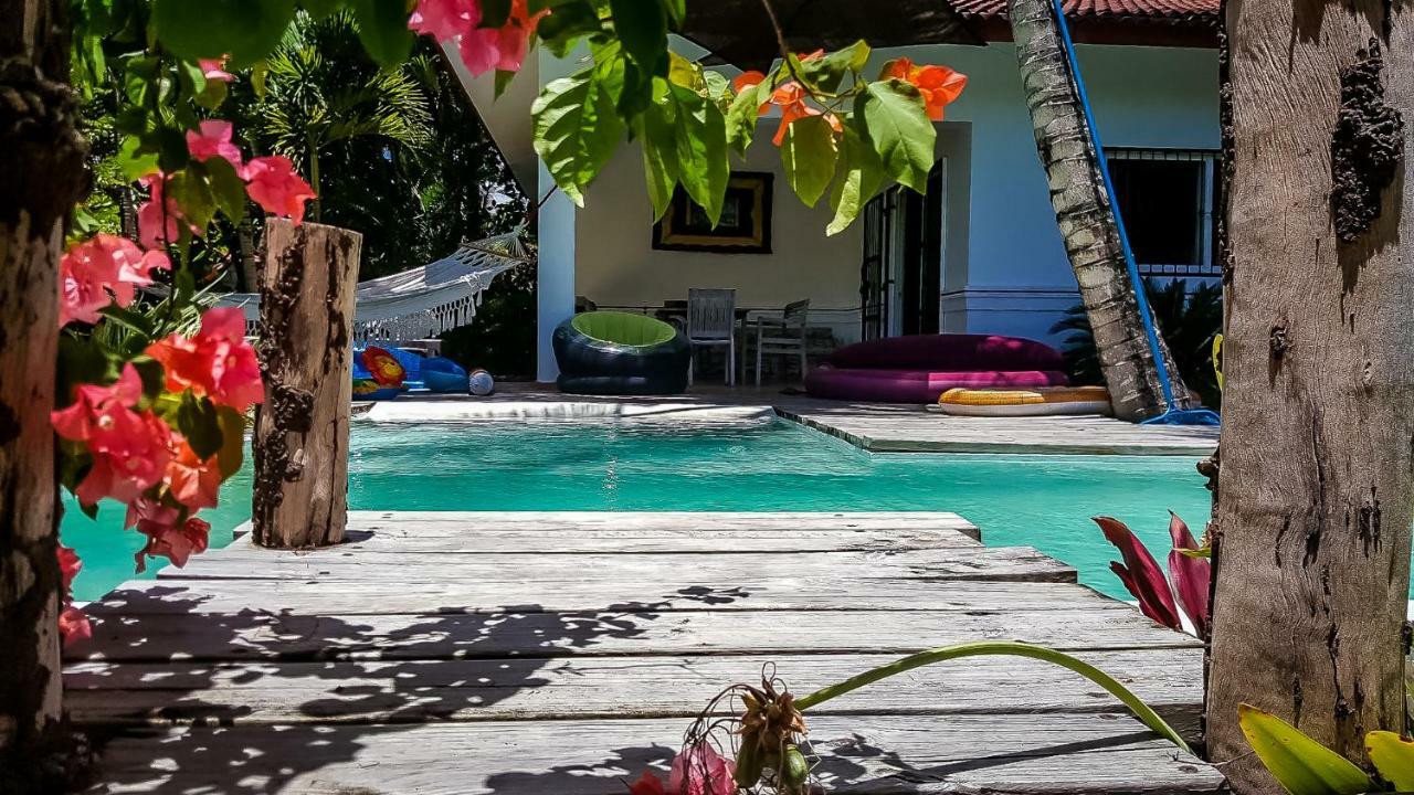 Villa Strelitzia キャバレテ エクステリア 写真
