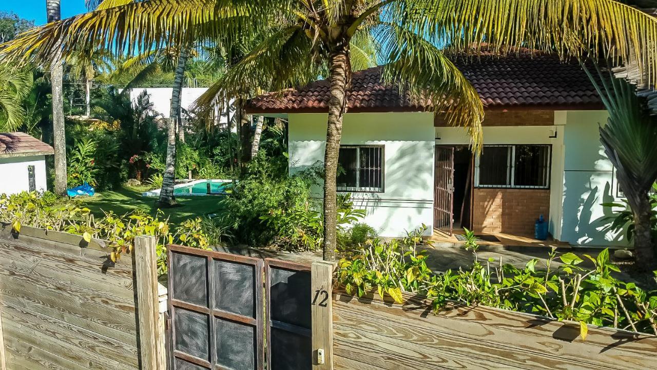 Villa Strelitzia キャバレテ エクステリア 写真